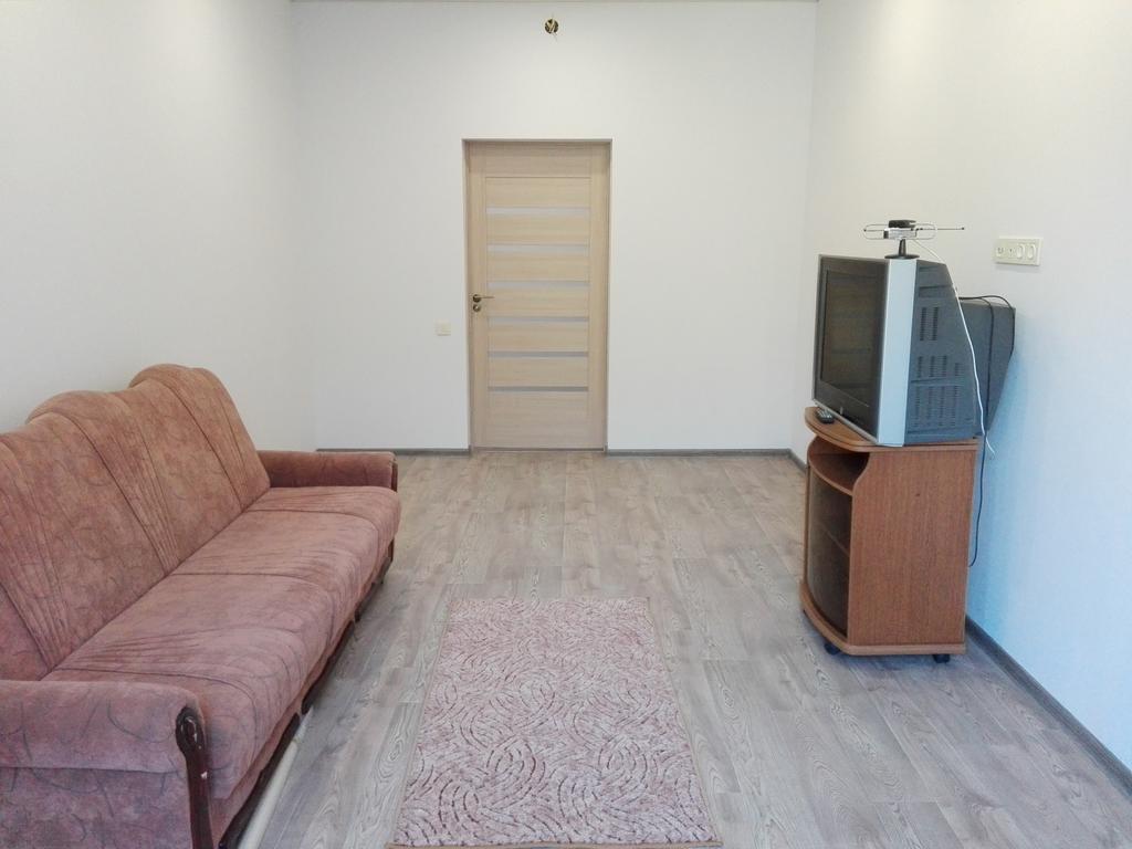Apartment On Kryvorizhstal Street 35-24 Krzywy Róg Zewnętrze zdjęcie