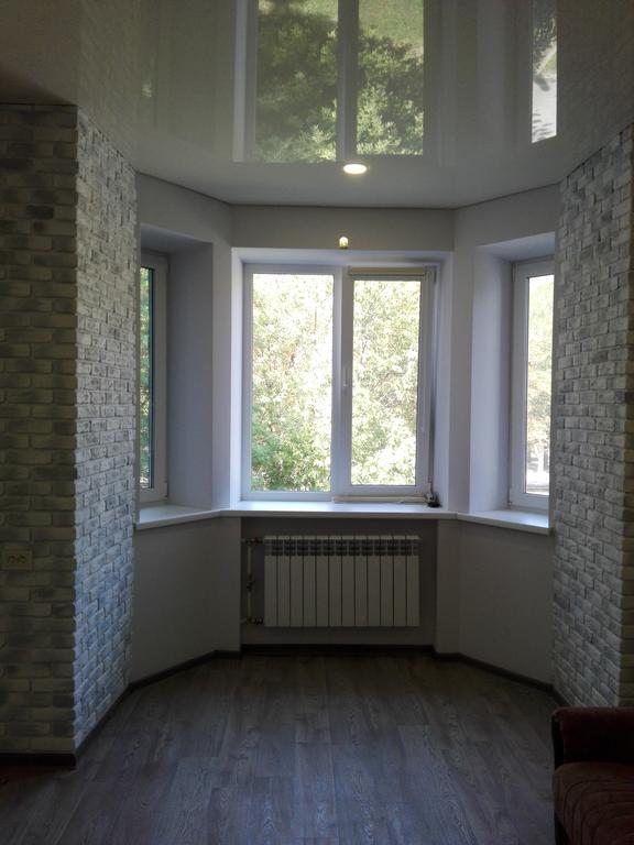 Apartment On Kryvorizhstal Street 35-24 Krzywy Róg Zewnętrze zdjęcie