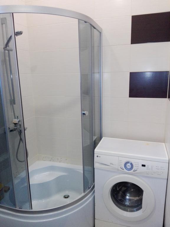 Apartment On Kryvorizhstal Street 35-24 Krzywy Róg Zewnętrze zdjęcie